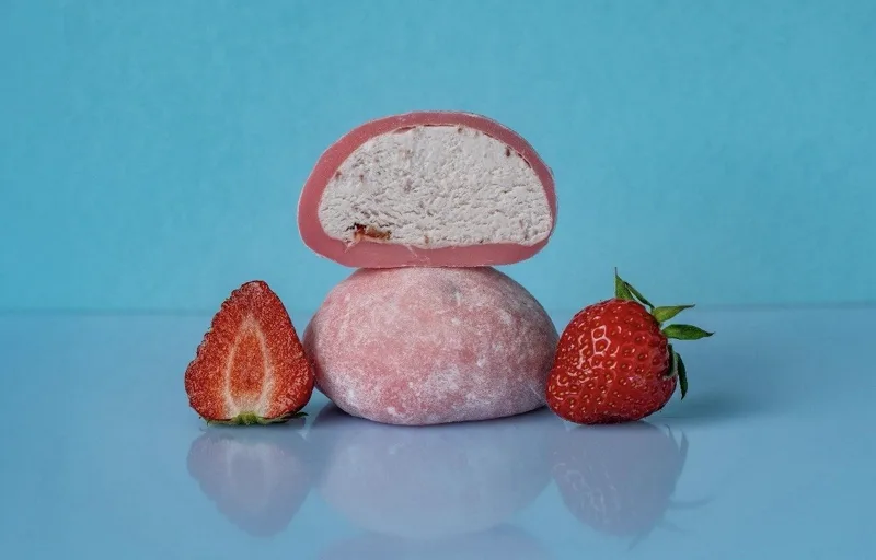 Truskawkowe mochi klasyczne sushi Zlota Sakura Warszawa